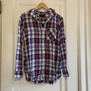 Banana Republic Factory Boyfriend Fit Button Down top